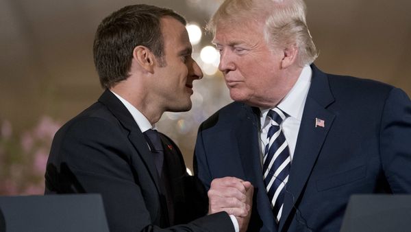 Президенты Франции и США Эммануэль Макрон и Дональд Трамп, 24 апреля 2018 года - Sputnik Азербайджан
