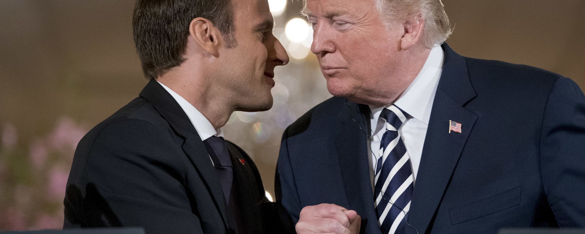 Президенты Франции и США Эммануэль Макрон и Дональд Трамп, 24 апреля 2018 года - Sputnik Азербайджан, 1920, 01.02.2025