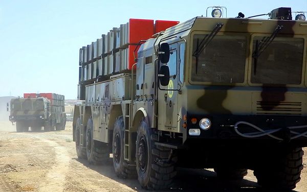 Широкомасштабные учения ВС Азербайджана, 2 июля 2018 года - Sputnik Азербайджан