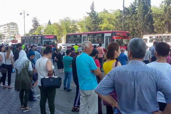 Транспортные проблемы, вызванные приостановкой работы бакинского метрополитена. 4 июля 2018 года - Sputnik Азербайджан