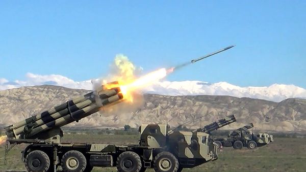 Этап широкомасштабных учений с боевой стрельбой - Sputnik Азербайджан