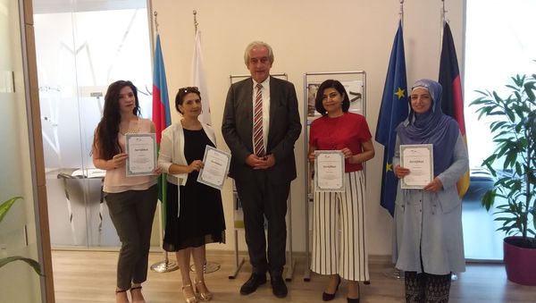 Победители конкурса по тематике защиты авторских прав и актуальной проблеме плагиата - Sputnik Азербайджан