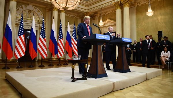 ABŞ prezidenti Donald Tramp və Rusiya prezidenti Vladimir Putinin birgə mətbuat konfransı. Finlandiya, Helsinki, 16 iyul 2018-ci il - Sputnik Азербайджан