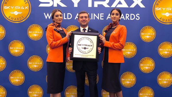 Британское консалтинговое агентство Skytrax наградило авиакомпанию AZAL в номинации Лучшая региональная авиакомпания в Центральной Азии и Индии - Sputnik Азербайджан