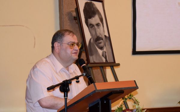 Вечер, посвященный 75-летию народного артиста Азербайджана Шахмара Алекперова. Баку, Музейный центр, 17 июля 2018 года - Sputnik Азербайджан