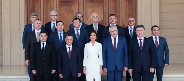 Первый вице-президент Мехрибан Алиева встретилась с участниками заседания Совета министров внутренних дел стран СНГ - Sputnik Азербайджан