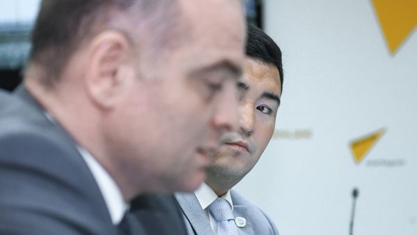 Круглый стол на тему сотрудничества азербайджанских и казахстанских железных дорог в Мультимедийном пресс-центре Sputnik Aзербайджан - Sputnik Азербайджан