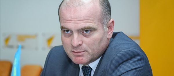 Заместитель директора Русской школы экономики UNEC, доктор наук, профессор Эльшад Мамедов - Sputnik Азербайджан