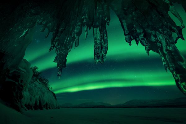 Работа Ice Castle фотографа Arild Heitmann, вошедшая в шорт-лист конкурса Insight Investment Astronomy Photography of the Year 2018 - Sputnik Азербайджан