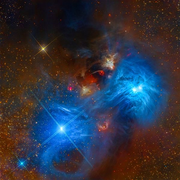 Работа NGC 6726 and NGC 6727, снятая на телескоп RCOS 16 исследователями Mark Hanson, Warren Keller, Steve Mazlin, Rex Parker, Tommy Tse, David Plesko и Pete Proulx и вошедшая в шорт-лист конкурса Insight Investment Astronomy Photography of the Year 2018 - Sputnik Азербайджан
