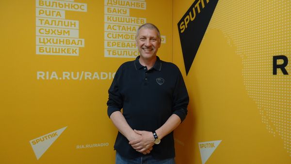 Врач-психотерапевт Александр Федорович - Sputnik Азербайджан