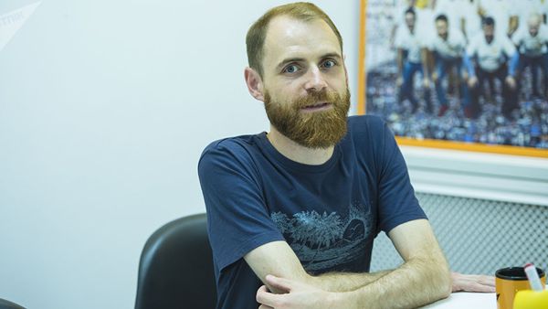 Артем Кметь - Sputnik Азербайджан