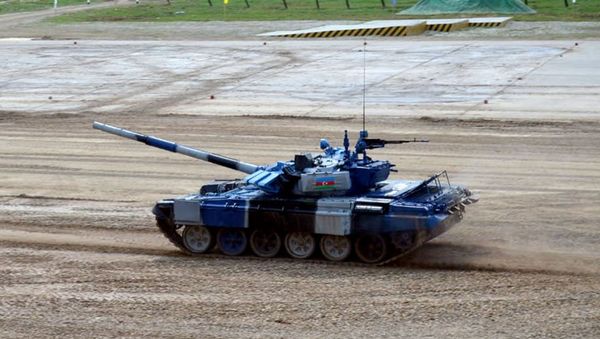 Азербайджанские танкисты стали первыми в своей группе на конкурсе Танковый биатлон - Sputnik Азербайджан