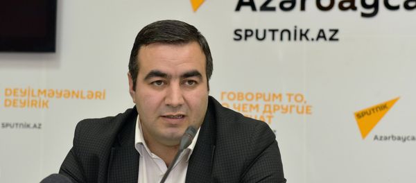 Тариэль Фазильоглу, психолог Тариэль Фазильоглу, психолог - Sputnik Азербайджан