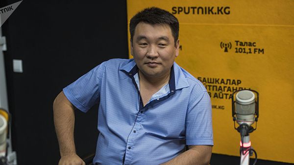 Рустам Суюнбаев - Sputnik Азербайджан