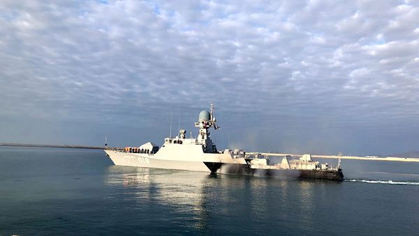 Военные корабли, участвовавшие в международном конкурсе Кубок моря-2018 покинули Бакинский порт - Sputnik Азербайджан