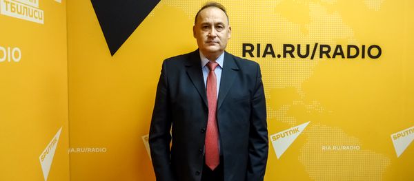 Александр Гусев директор Института стратегического планирования,  доктор политических наук, профессор  - Sputnik Азербайджан