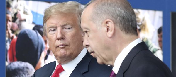 Президенты США Дональд Трамп и президент Турции Реджеп Тайип - Sputnik Азербайджан