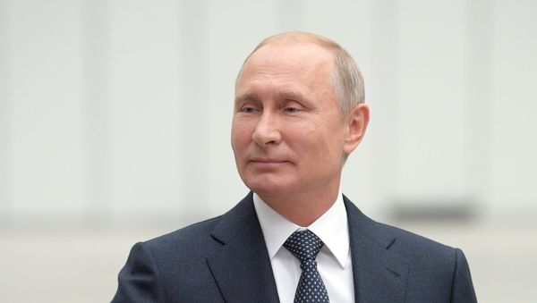 Президент РФ Владимир Путин - Sputnik Азербайджан