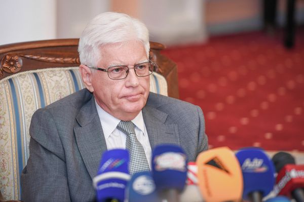 Посол России в Азербайджане Михаил Бочарников на пресс-конференции в Баку - Sputnik Азербайджан