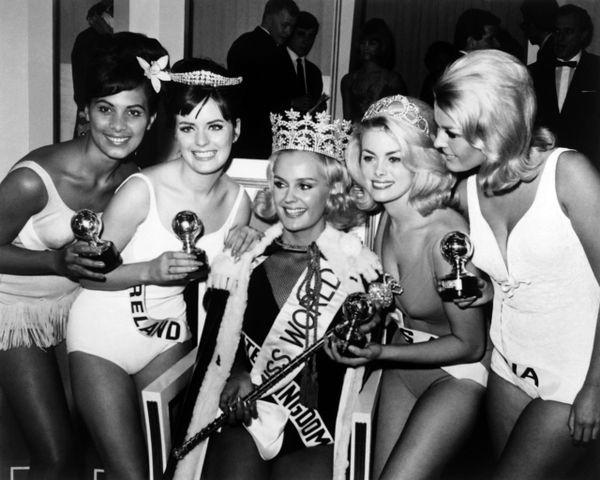 Мисс Мира 1965 года Лесли Лэнгли - Sputnik Азербайджан