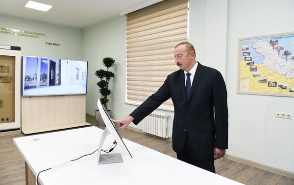 Президент Азербайджана принял участие в открытии реконструированной подстанции Исмаиллы - Sputnik Азербайджан