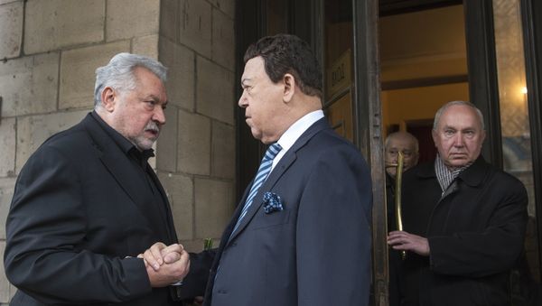 Режиссер Юлий Гусман и певец Иосиф Кобзон - Sputnik Азербайджан