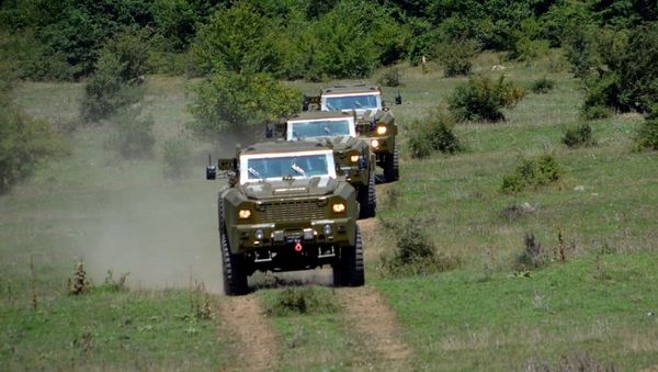 В учебных центрах начались полевые выходы воинских частей - Sputnik Азербайджан