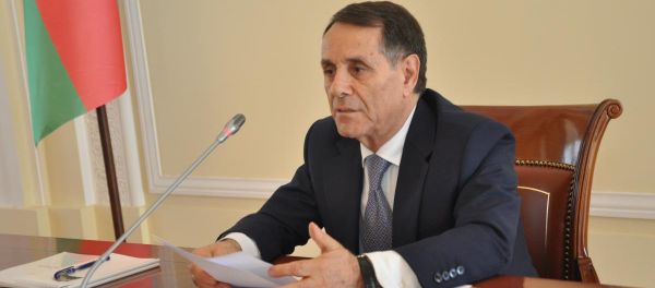 Премьер-министр Азербайджана Новруз Мамедов в ходе совещания Кабинета министров. Баку, 31 августа 2018 года Премьер-министр Азербайджана Новруз Мамедов в ходе совещания Кабинета министров. Баку, 31 августа 2018 года - Sputnik Азербайджан