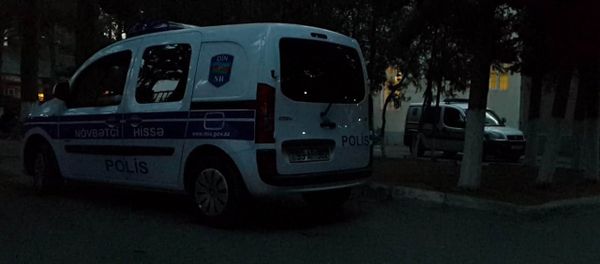 Hadisə yerində polis avtomobili - Sputnik Азербайджан