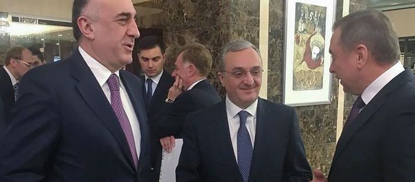 Главы МИД Армении и Азербайджана Зограб Мнацаканян и Эльмар Мамедъяров - Sputnik Азербайджан