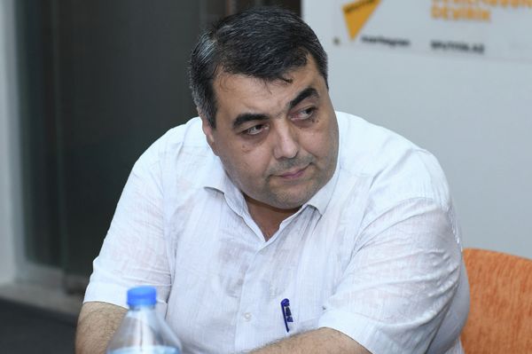 Обсуждения, посвященные проблемам создания семьи в Азербайджане, в мультимедийном пресс-центре Sputnik Азербайджан. 14 сентября 2018 года - Sputnik Азербайджан