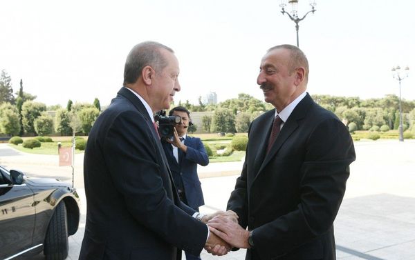 Церемония официальной встречи Президента Турции Реджепа Тайипа Эрдогана. Баку, 15 сентября 2018 года - Sputnik Азербайджан