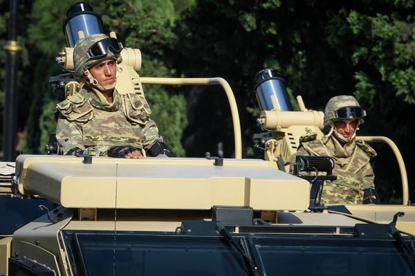 Военный парад по случаю 100-летия освобождения Баку Кавказской исламской армией. 15 сентября 2018 года - Sputnik Азербайджан