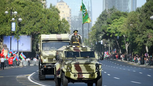 Военный парад в Баку, фото из архива - Sputnik Азербайджан
