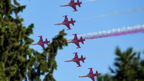 Военный парад по случаю 100-летия освобождения Баку Кавказской исламской армией. 15 сентября 2018 года - Sputnik Азербайджан