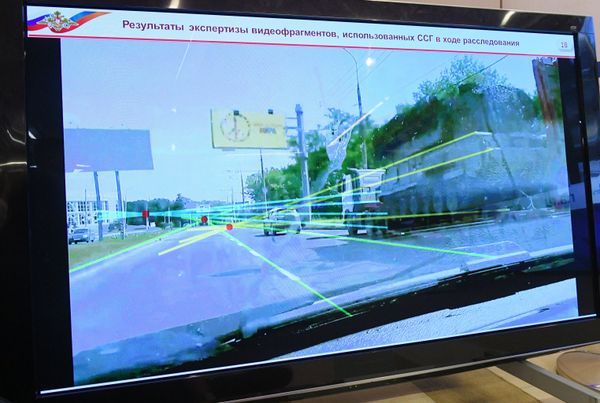 Брифинг министерства обороны РФ по вновь открывшимся обстоятельствам крушения самолета Boeing 777 авиакомпании Malaysia Airlines на востоке Украины - Sputnik Азербайджан