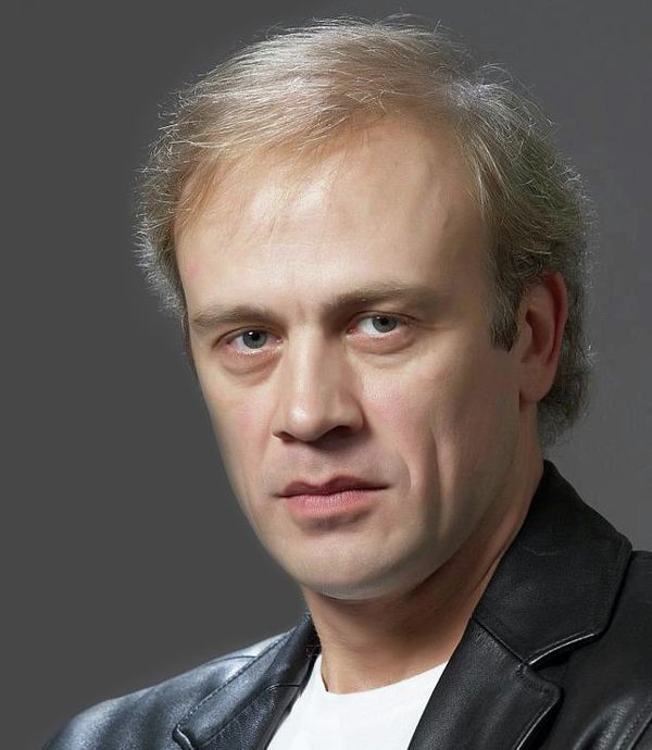 Народный артист России Марк Перетокин Народный артист России Марк Перетокин - Sputnik Азербайджан