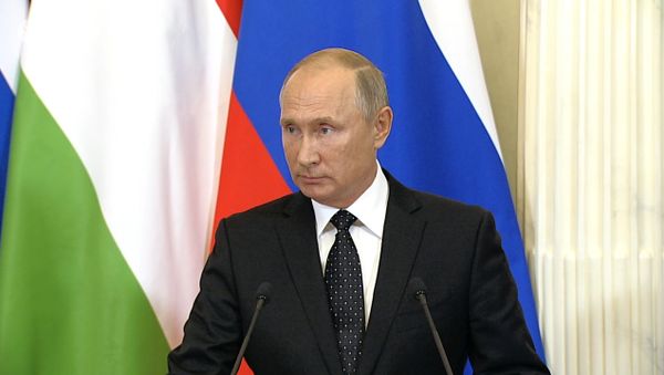 Путин о сбитом в Сирии российском самолете ИЛ-20 - Sputnik Азербайджан