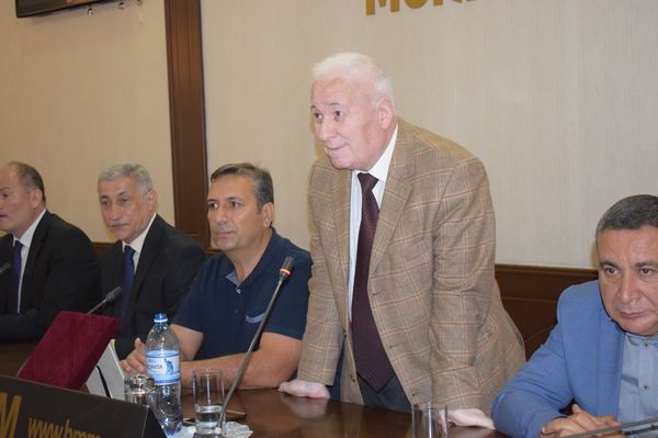Мероприятие посвященное 60 летию журналиста и общественного деятеля Рауфа Агаева - Sputnik Азербайджан