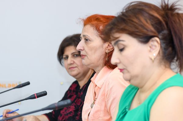 Пресс-конференция на тему Роль социальных сетей в возникновении проблем в семьях - Sputnik Азербайджан