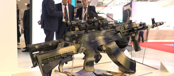 Новинки ADEX-2018: есть чем поразить, и есть чем поражать - Sputnik Азербайджан