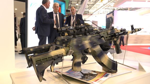 Новинки ADEX-2018: есть чем поразить, и есть чем поражать - Sputnik Азербайджан