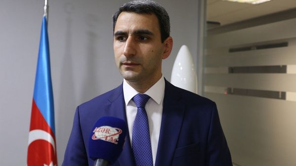 “Azərkosmos” ASC-nin sədr müavini Rövşən Rüstəmov  - Sputnik Азербайджан