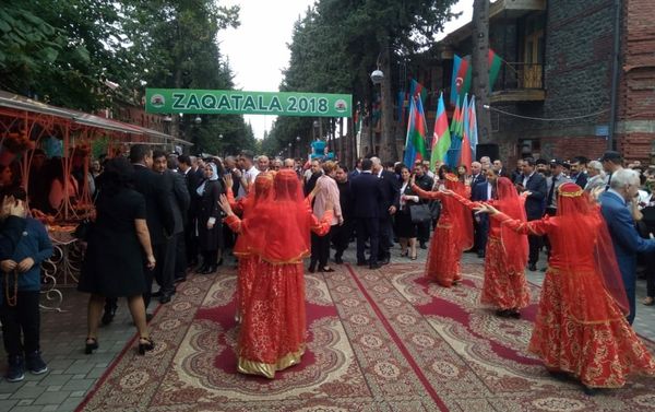I Международный фестиваль фундука, орехов и каштана. Загатала, 29 сентября 2018 года - Sputnik Азербайджан