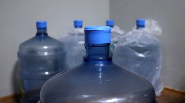 Plastik su bidonları - Sputnik Азербайджан