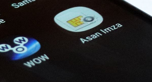 Значок ASAN Imza на экране смартфона - Sputnik Азербайджан