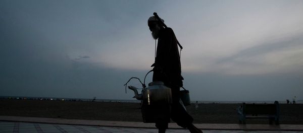 Уличный торговец в Пакистане, фото из архива - Sputnik Азербайджан