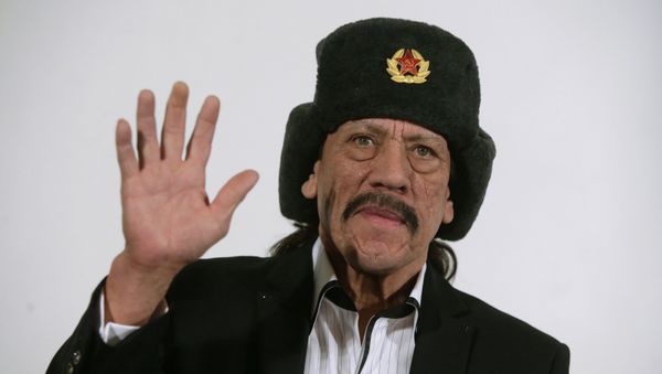 Американский актер Денни Трехо - Sputnik Азербайджан