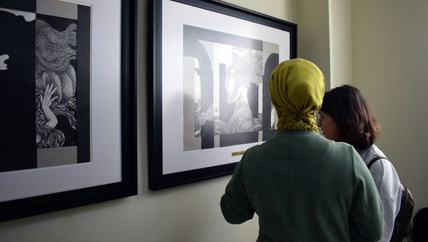 Выставка работа народного художника Азербайджана, профессора Арифа Гусейнова - Sputnik Азербайджан